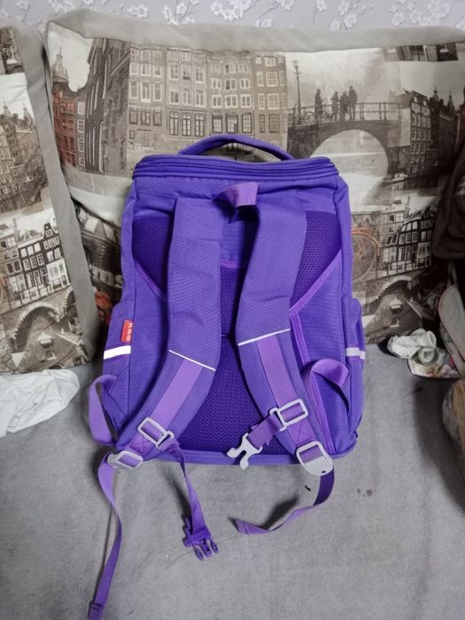 Портфель школьная, даром