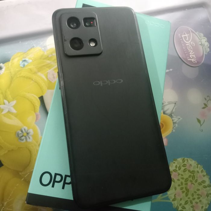 Продам телефон oppo reno7