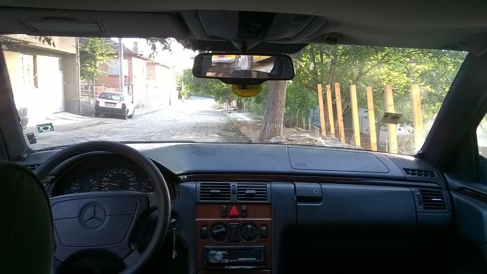 mercedes E200 W210 на части