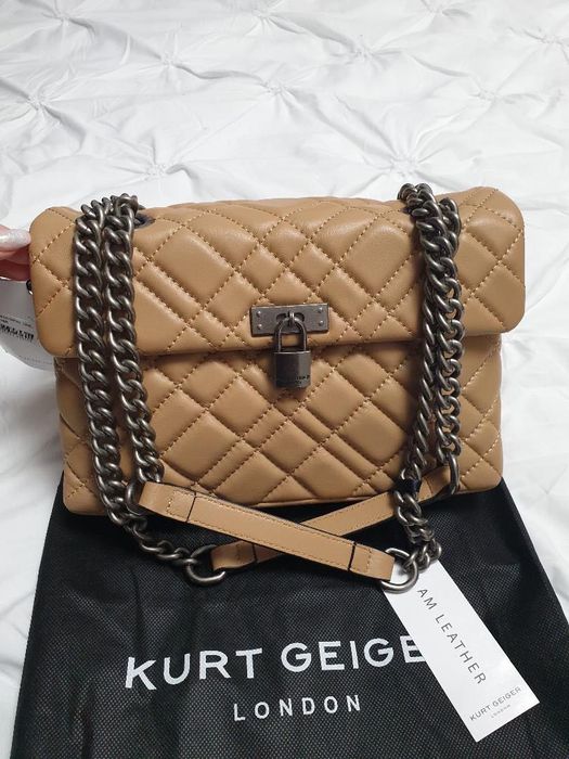 Kurt Geiger, piele
