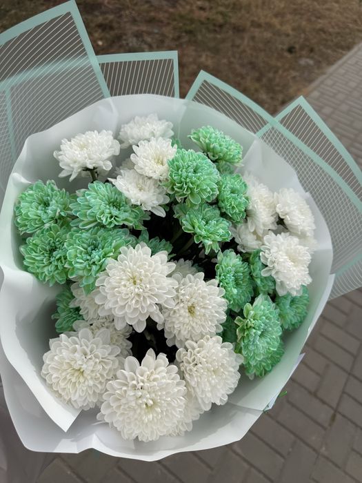 Продам цветы 6 мың