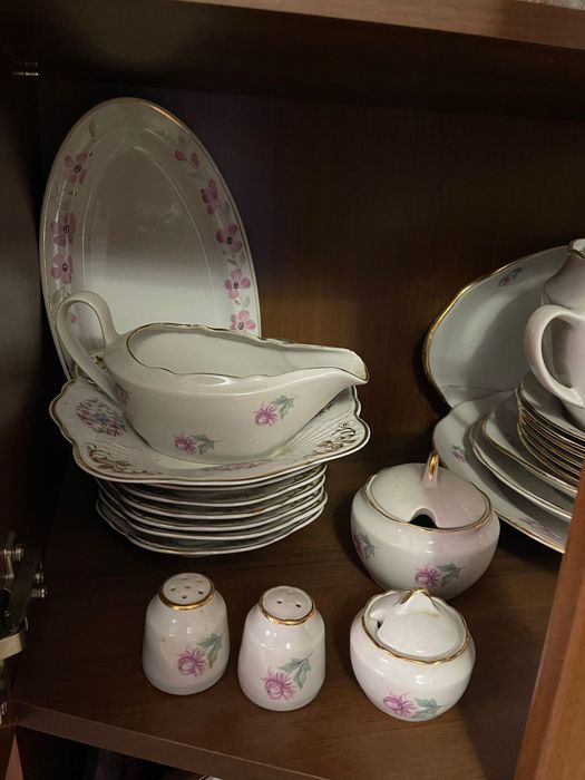 Столовый сервиз с супницей 34 предмета