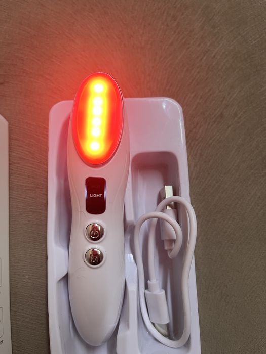 Eye Beauty Device – уред за грижа за зоната около очите