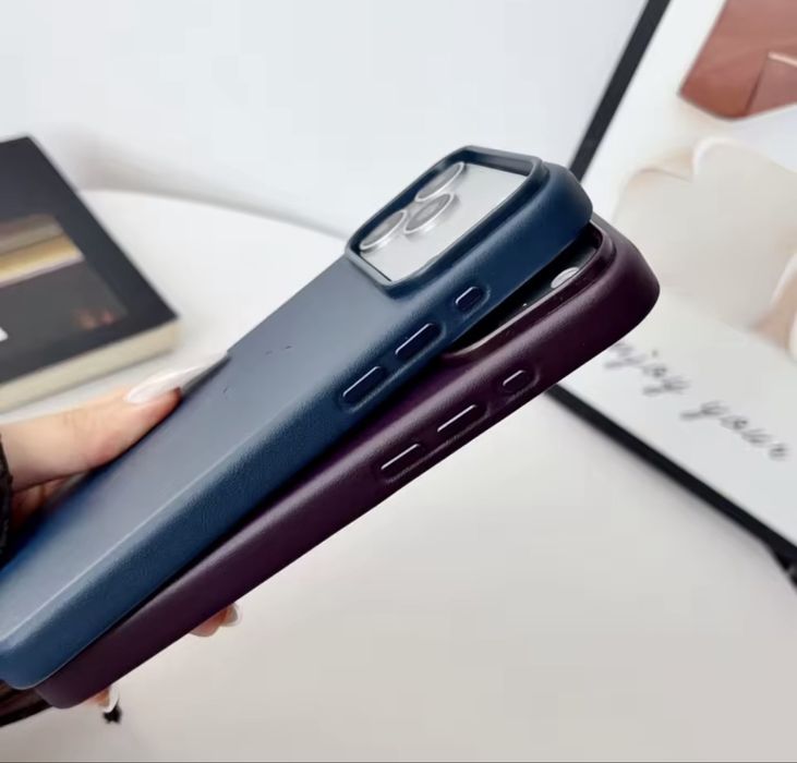 Huse din Piele Iphone 18Pro si 18Pro Max -Magsafe