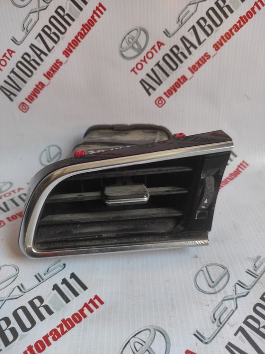 Дефлектор левый Camry70 usa