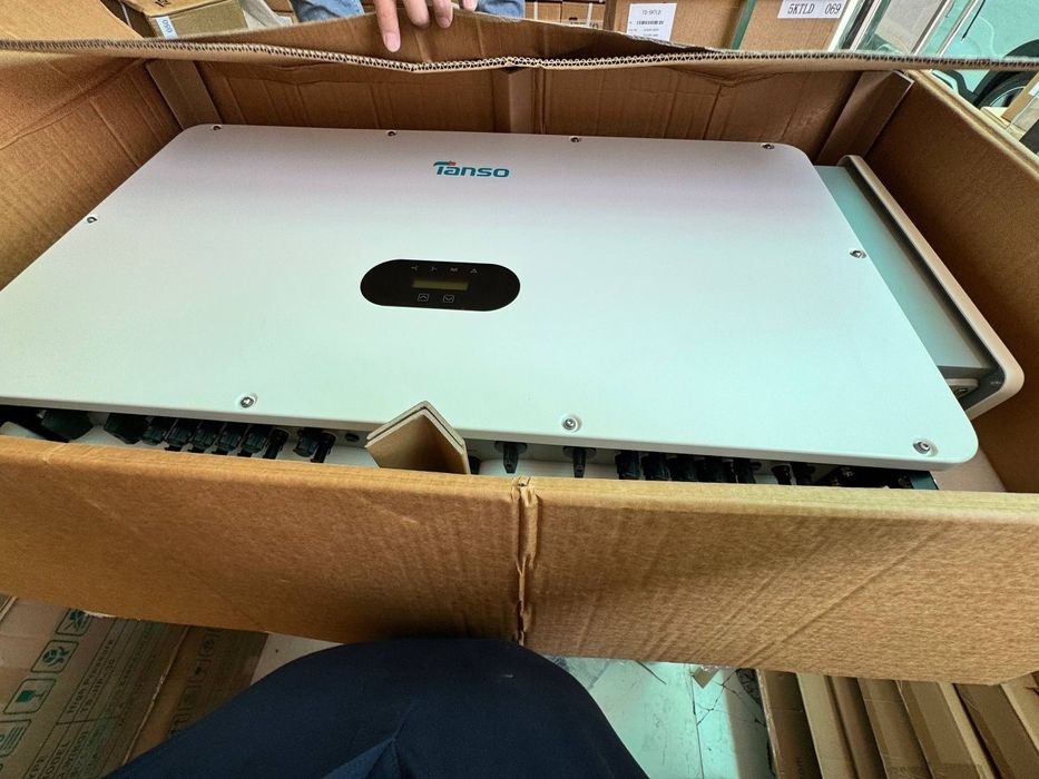 Продаётся  инвертор Онгрид 5кВт