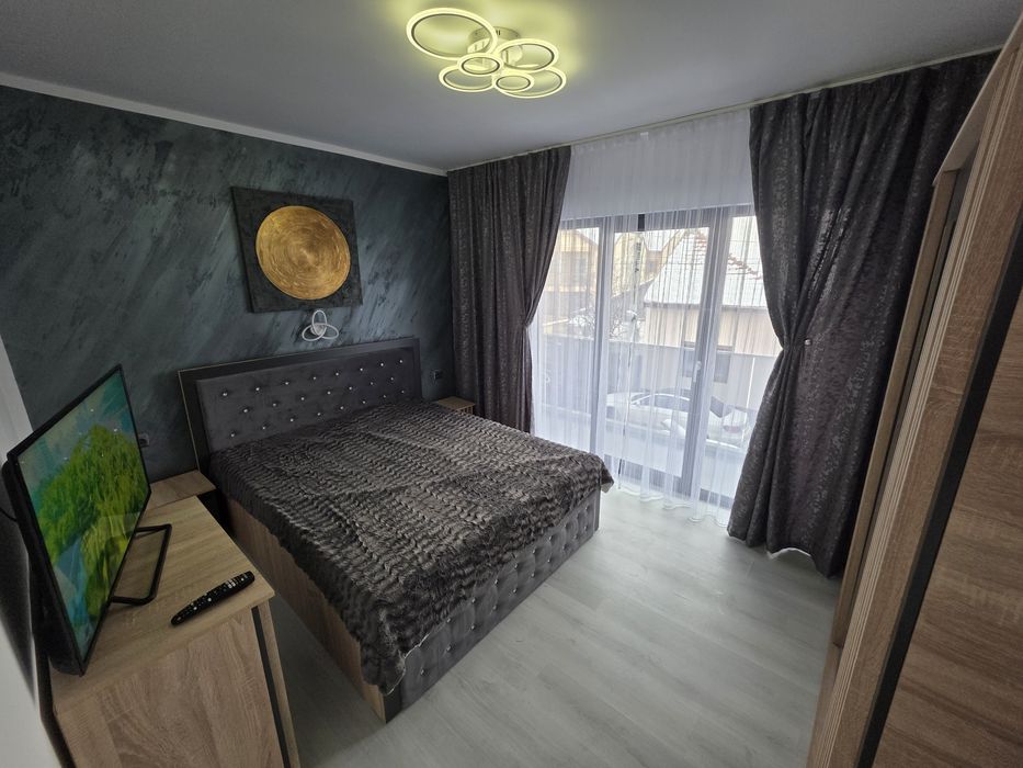 Casă P+1 + spațiu comercial, mobilată și utilată, la cheie Str. Soveja