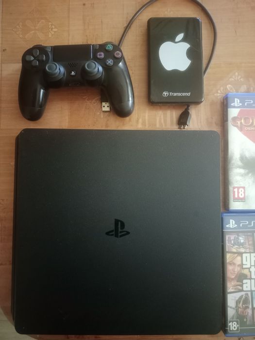 Срочно продается Playstation 4 отличном состоянии