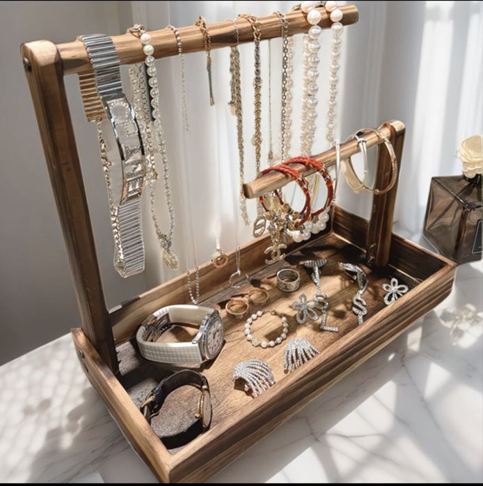 Подставка для украшений дерево