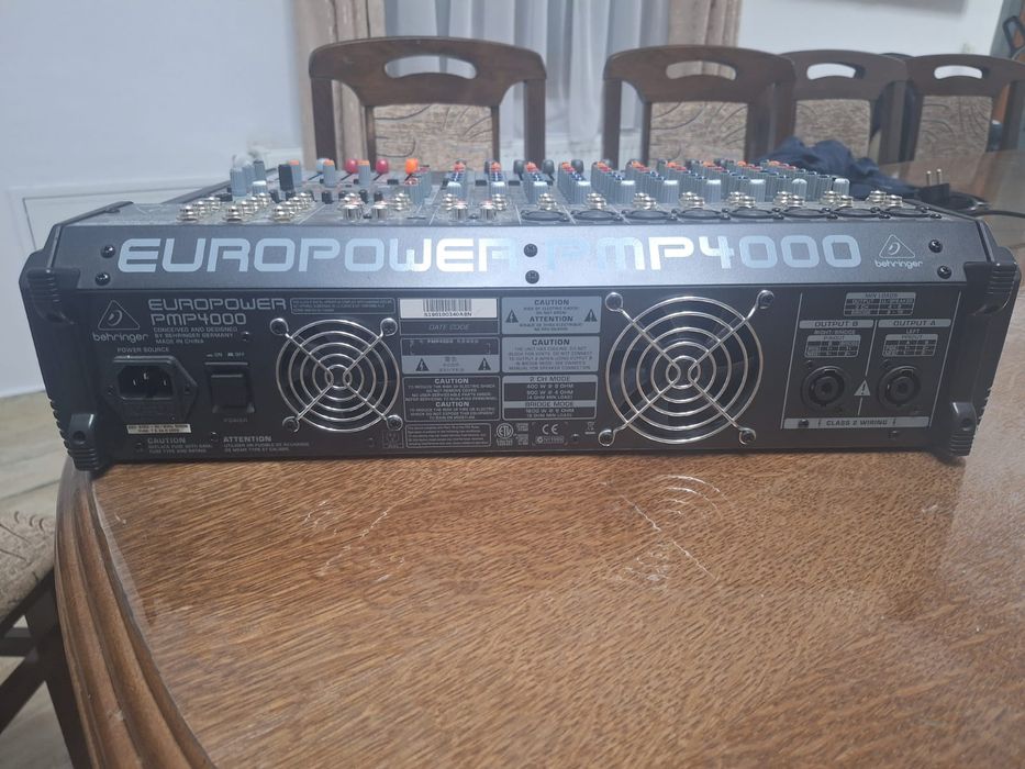 Behringer pmp4000 și boxe JBL