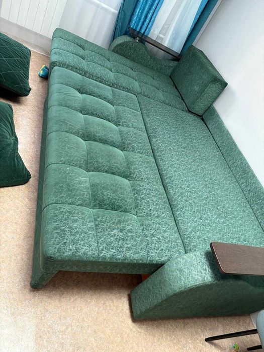 Продам диван в хорошем состоянии