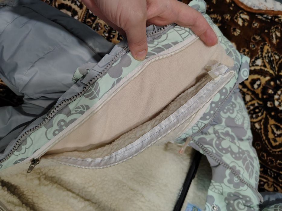 Продам детский комбез зима