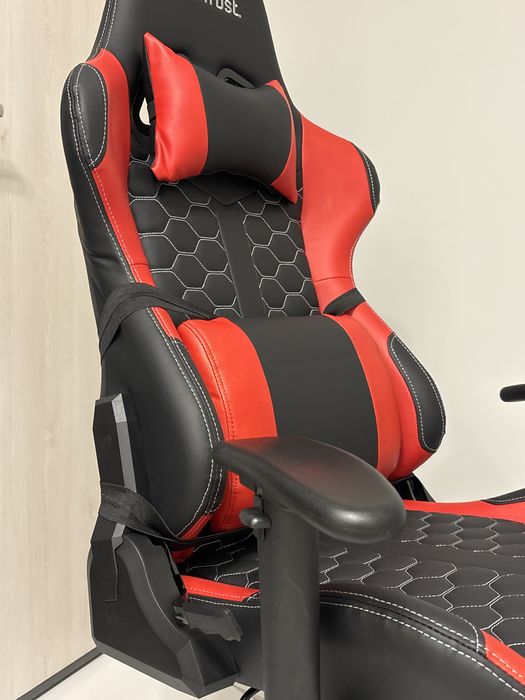 Gaming стол GX Trust – отлично състояние