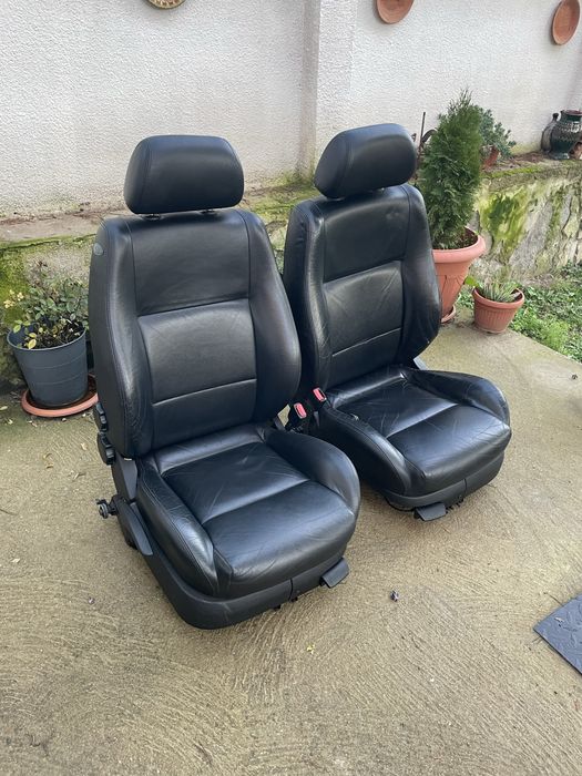 Кожени седалки Golf 4 комби