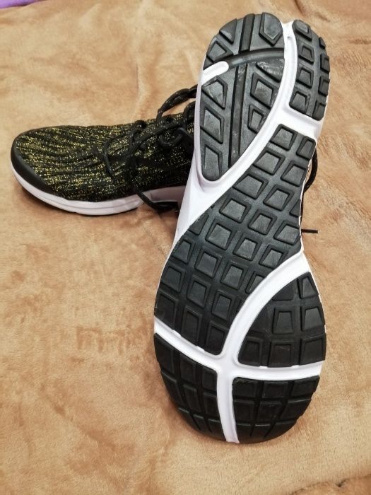 Унисекс маратонки cats