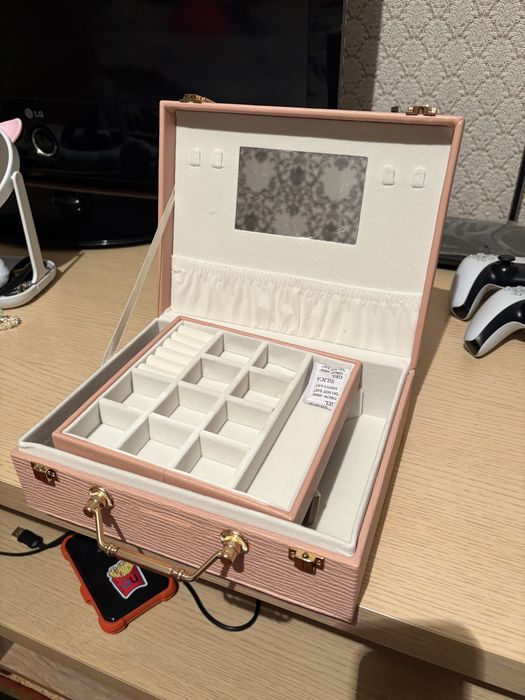 Продам шкатулку для украшений (новая)