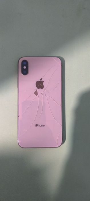 Iphone xs ideal holatda