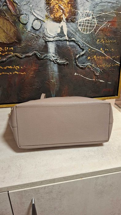 Голяма Сива Furla