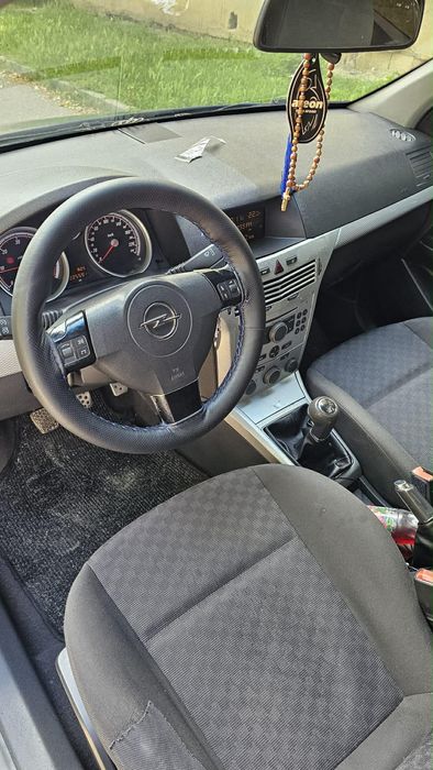 Vand opel astra h1.7cdti an 2006 acte valabile fiscal pe loc masina intretinuta
