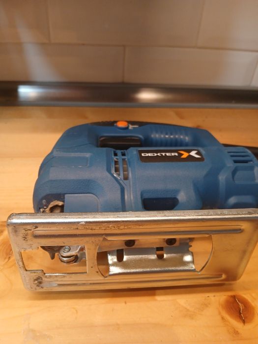 Fierăstrău pendular Dexter