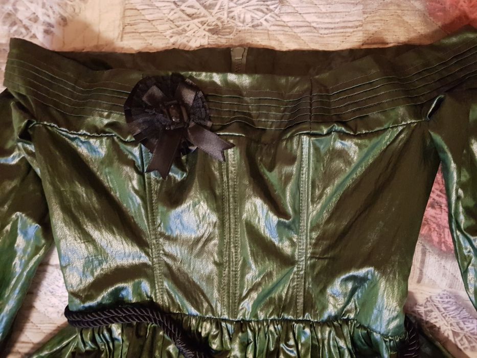 Дамска тъмнозелена рокля размер S