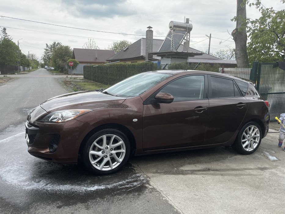 MAZDA 3 2011 — imagine 5