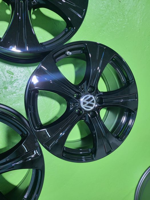 18 5x112 Vw Passat Tiguah Touran Caddy Golf Skoda 5х112 черни