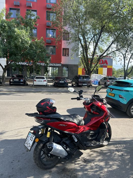Мопед honda ADV 160
