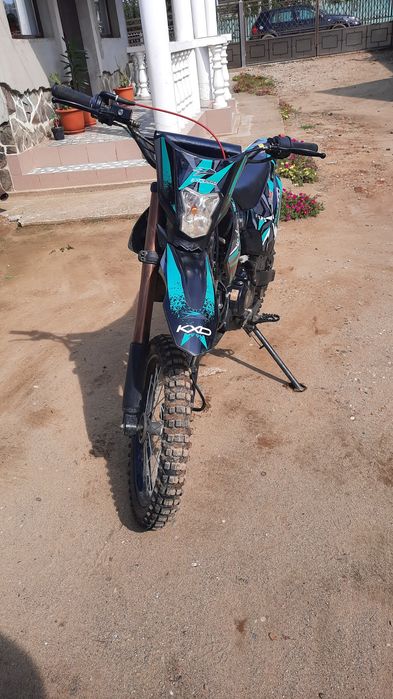 Cross KXD 125cc.