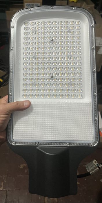Продам светильник 150 вт