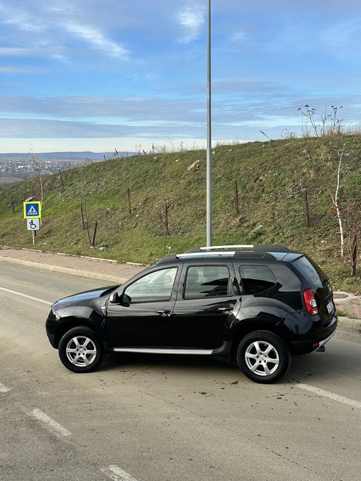 Dacia Duster Prestige• 1.6 benzina • 2012