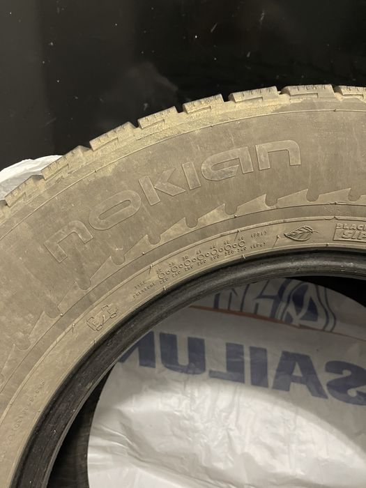 Продам шины Nokian