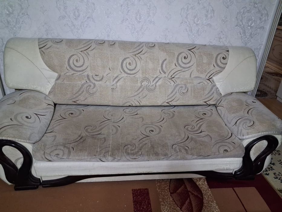Бесплатно Диван самовывоз