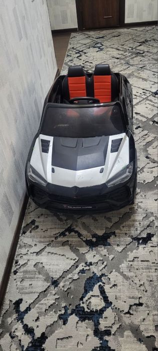 Lamborgini Urus bolalar moshinasi