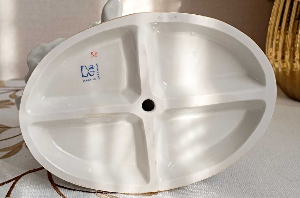 Редкость Статуэтка фарфоровая Балерины перед зеркалом Киев