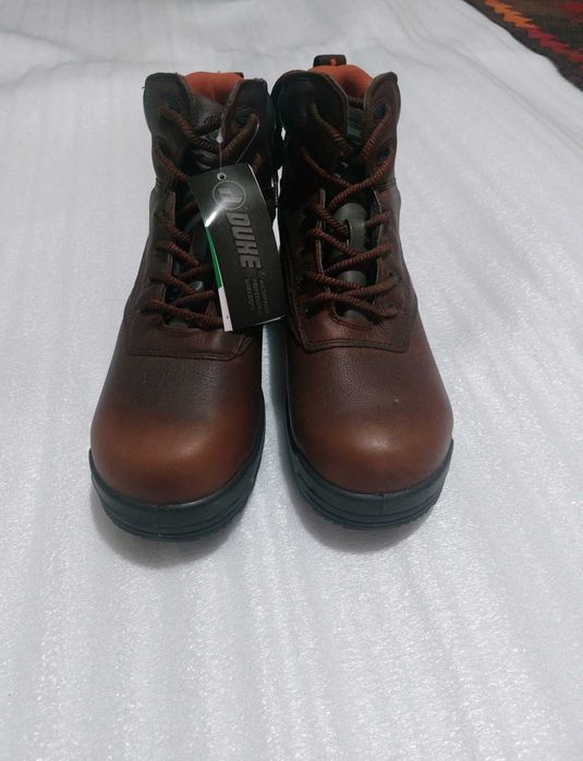 Продаются мужские ботинки и сапоги