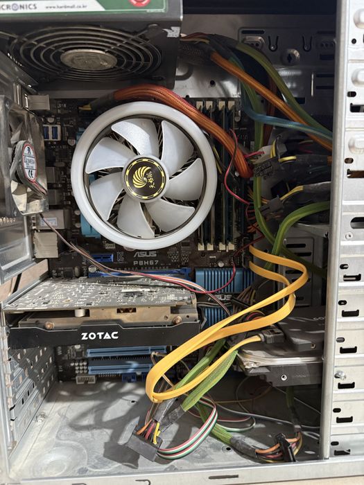 Продам компютер.