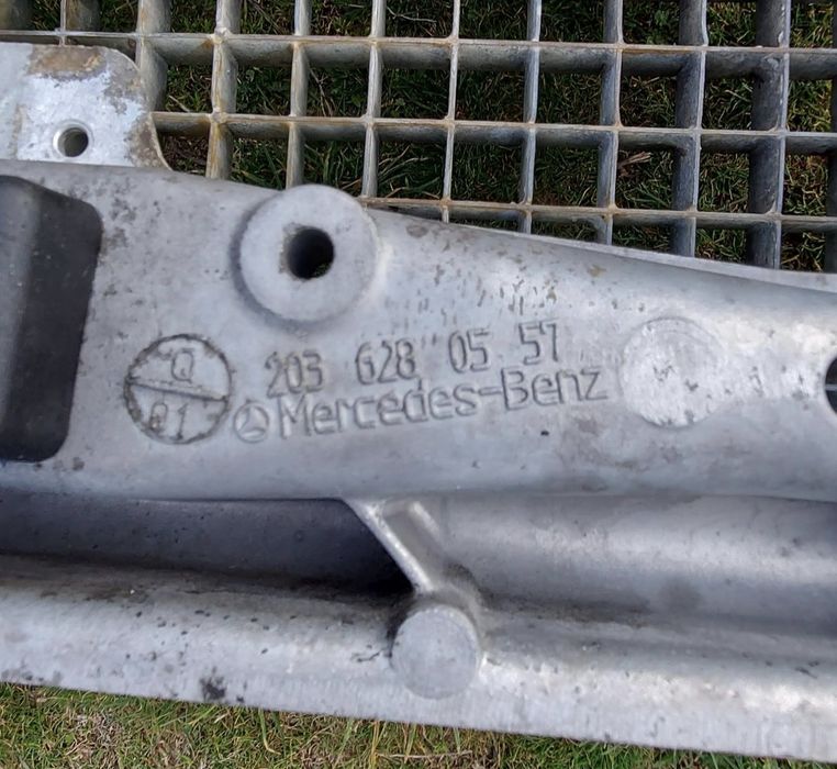 Преден мост мерцедед W203 2.2CDI