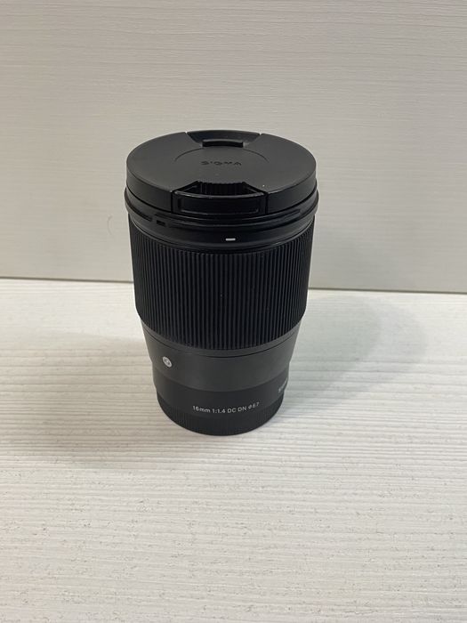 Объектив Sigma 16mm f/1.4 DC DN Contemporary для Sony E