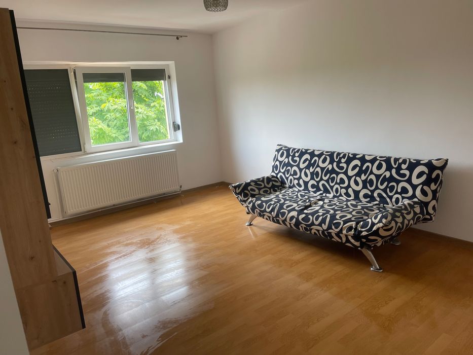 Apartament de închiriat