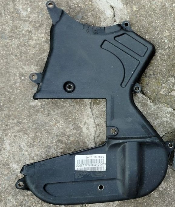 Части за форд фокус мк1 - капак ангренаж, кора за врата, стъкло