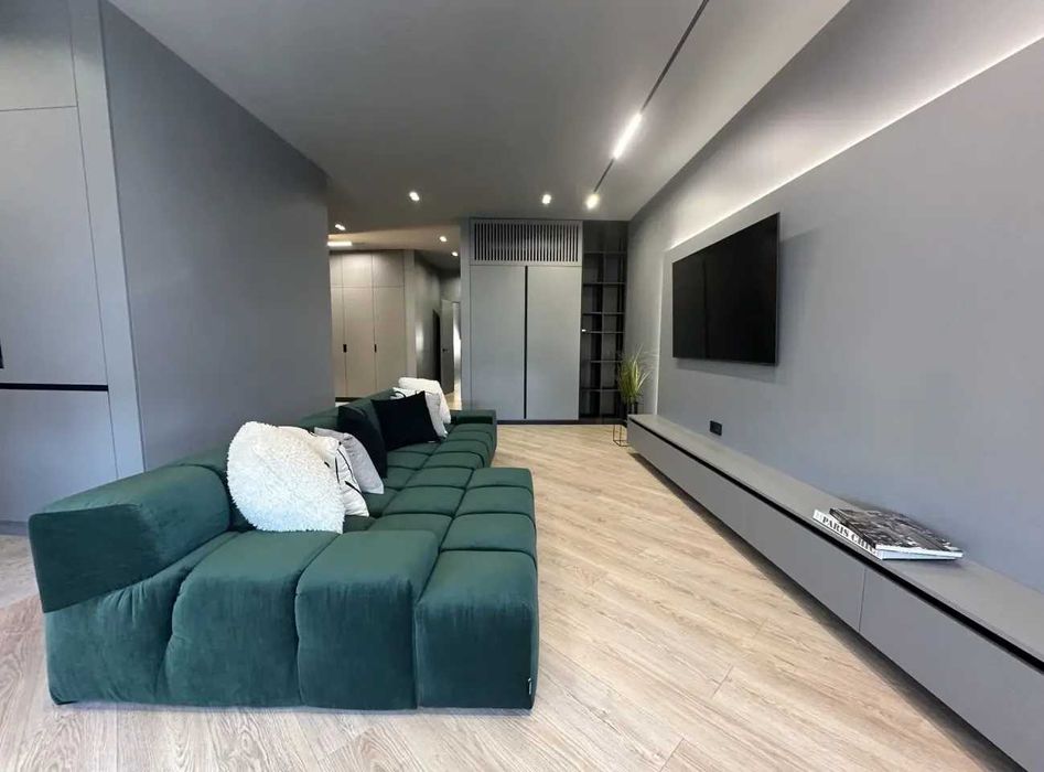 Дава се под наем Двустаен апартамент в София, Зона Б-18 - 75 кв.м за 510 € - Снимка #2