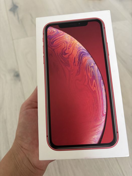 Продам iPhone XR