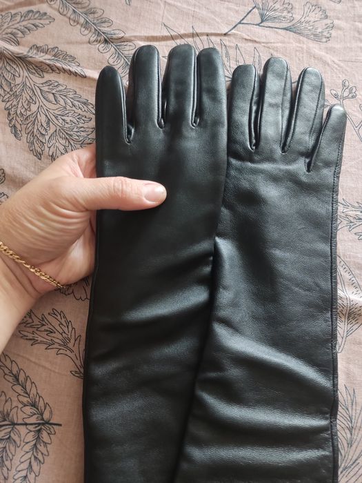 Продам перчатки  длинные кожа натур