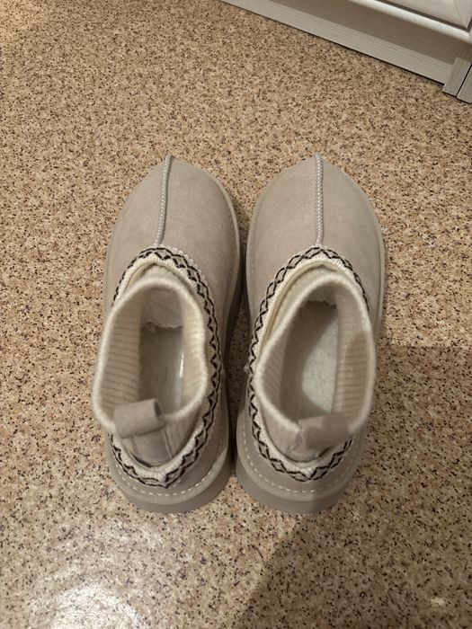 Зимняя обувь угги