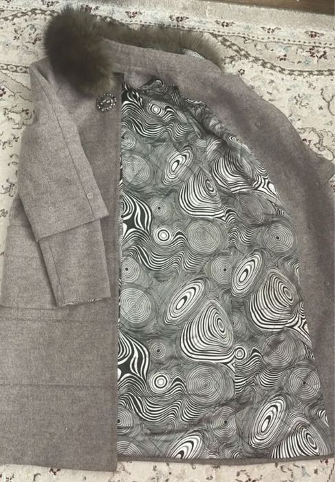 Пальто кашемир размер 36 б/у