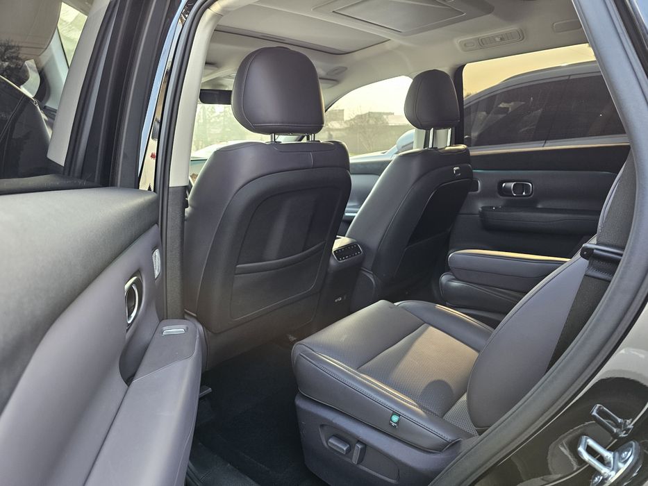 LEAPMOTOR c16..2dop opsiya. Yili 2024. Yurgani 30000. Narxi 27900