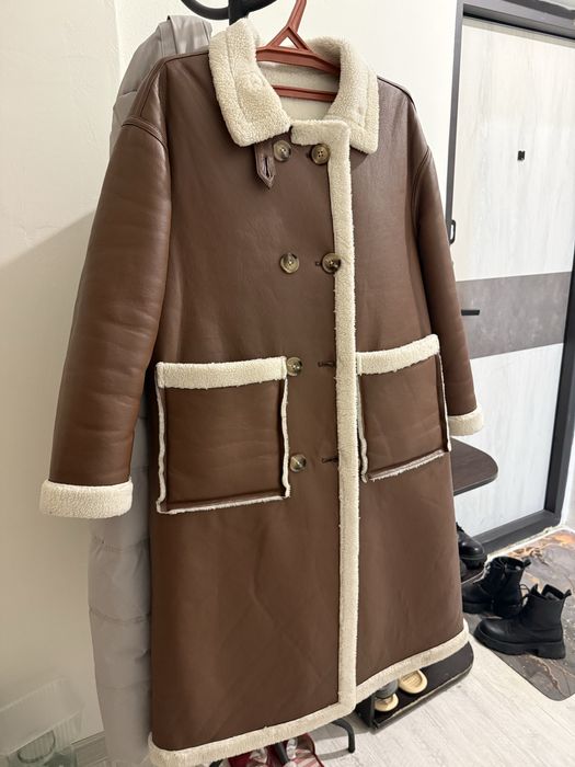 Продам зимнюю дубленку