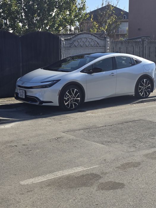 Toyota prius hybrid plug-in