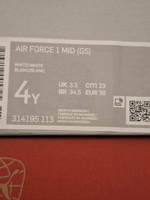 Оригинален Nike Airforce 1 високия модел*НАМАЛЕНИ